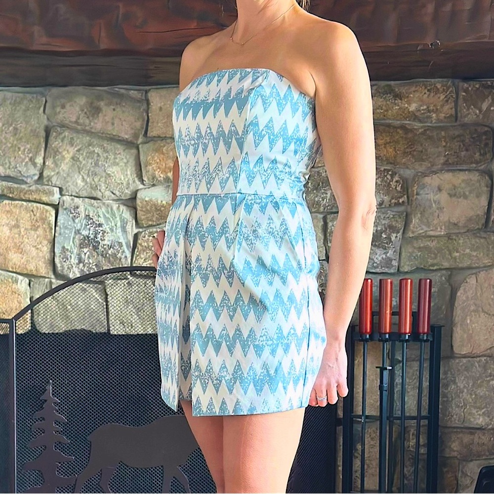 1.STATE Chevron Romper, Blue&White - Sz.4
❗️Only Worn Once❗️